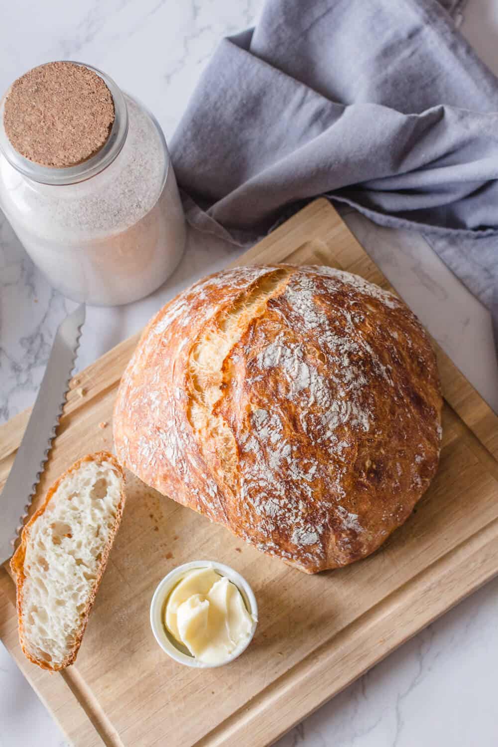 Crusty No Knead Dutch Oven Bread