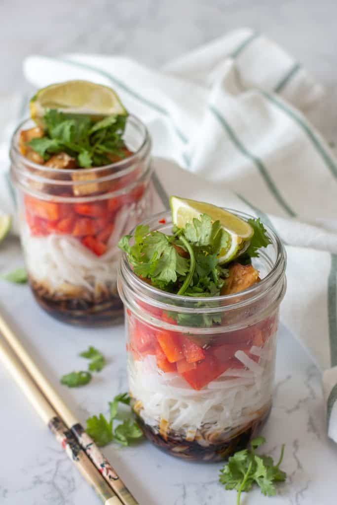 Tofu Vegan Drunken Noodle in layers in a Mason Jar l