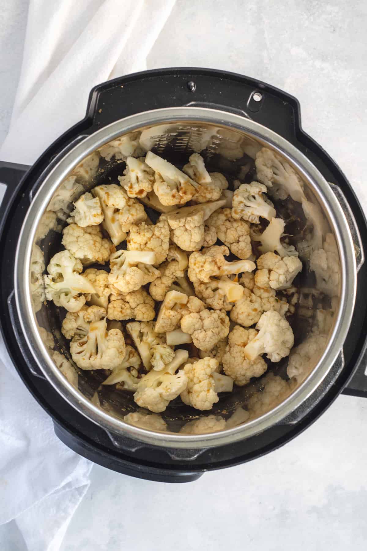 Cauliflower in the instant pot ready to be cook