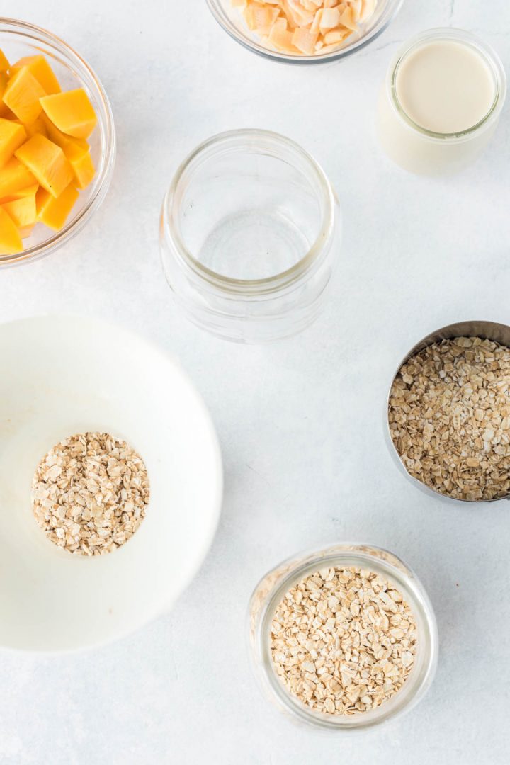 Adding the oats in a Mason Jar