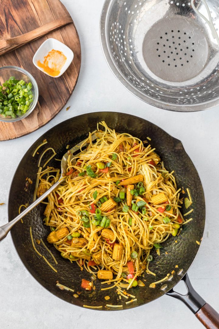 Last step of the recipe, noodle combine the the vegetables in the wok