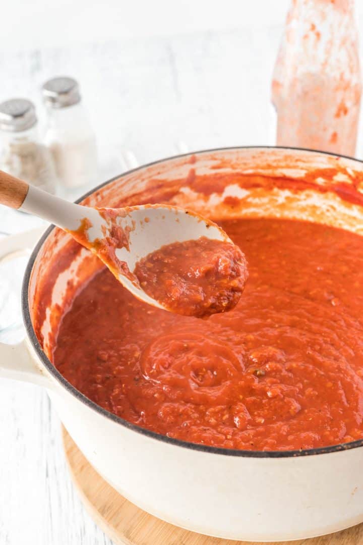 Cooked sauce in the large pot with the perfect texture 