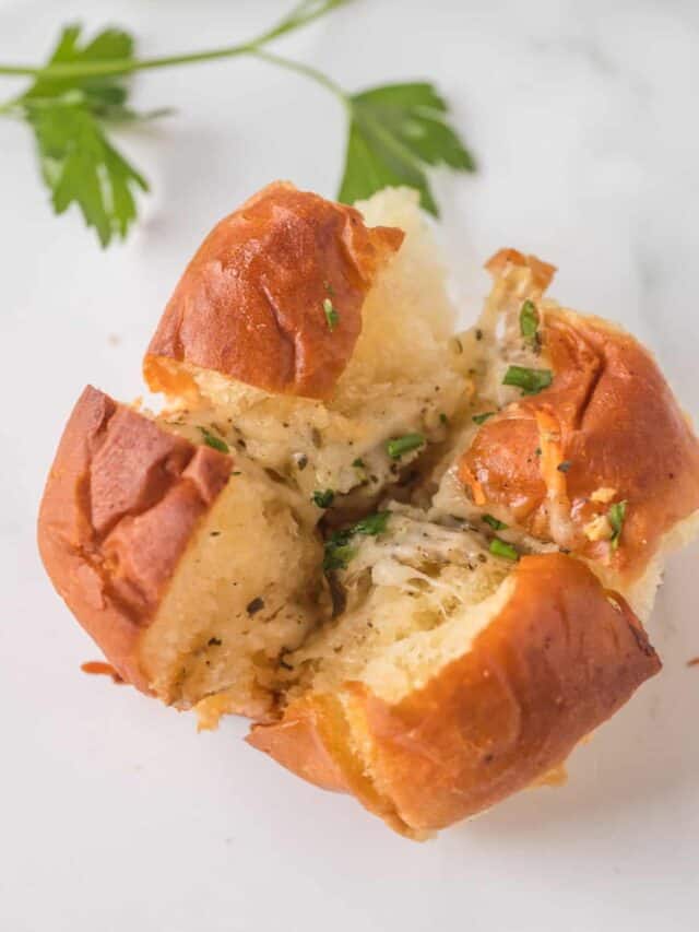 Hawaiian Rolls Garlic Bread